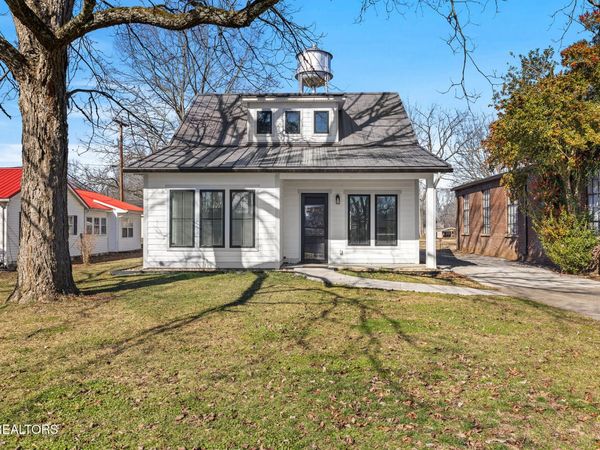 103 E Main St , Englewood, TN 37329