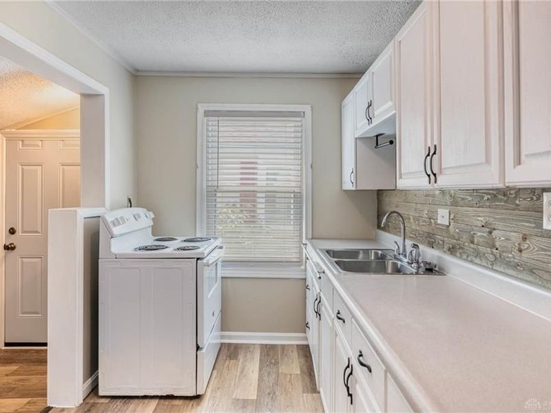 2832 Ferncliff Avenue, Dayton, OH 45420 Photo 9