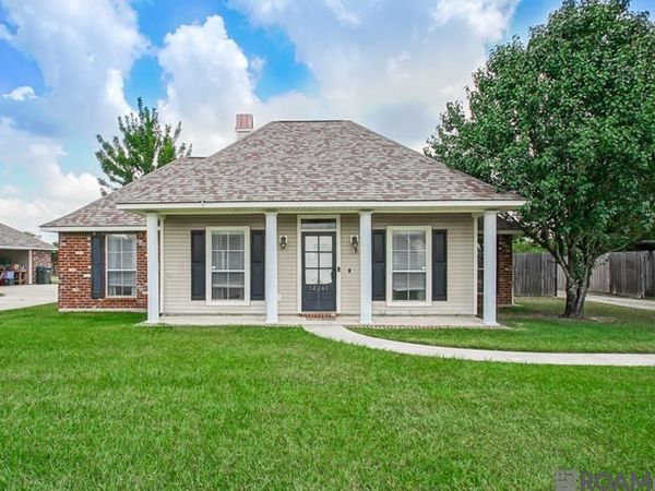 12241 Dove Hollow, Denham Springs, LA 70726
