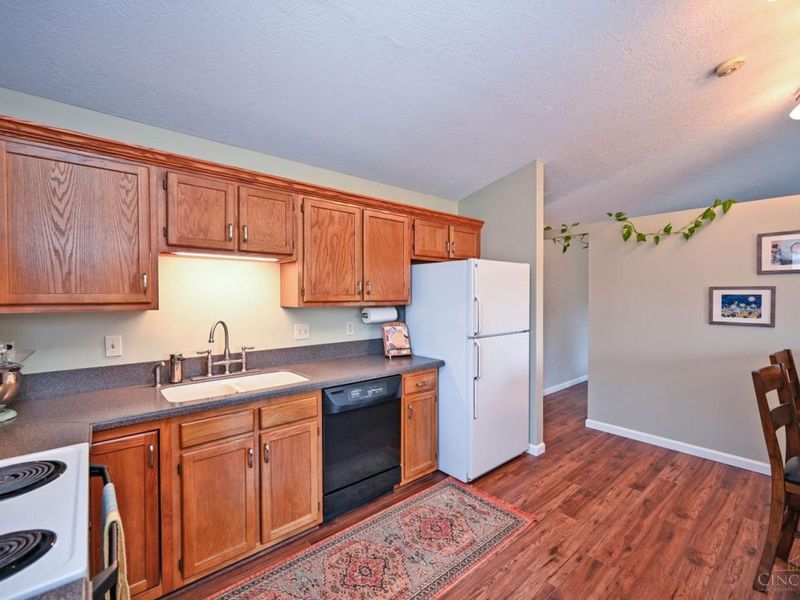 8784 Carrousel Park Circle, Unit 128, Colerain Township, OH 45251 Photo 13