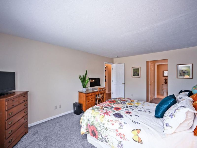 8784 Carrousel Park Circle, Unit 128, Colerain Township, OH 45251 Photo 22