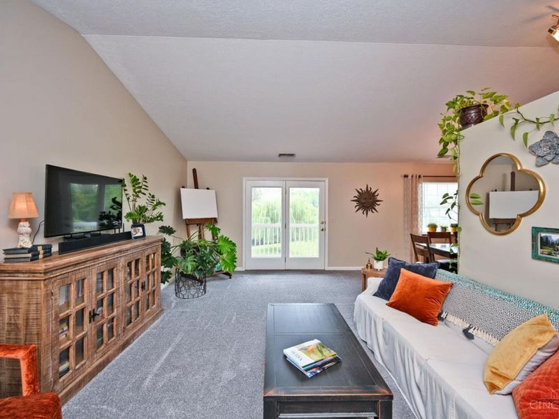 8784 Carrousel Park Circle, Unit 128, Colerain Township, OH 45251 Photo 6