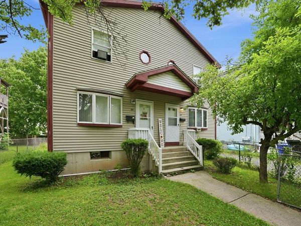 41-43 Lansing Pl, Springfield, MA 01108