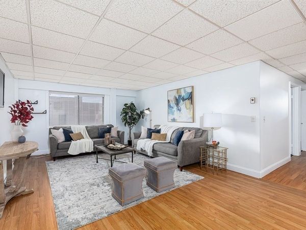 111 Foster, Unit 416, Peabody, MA 01960