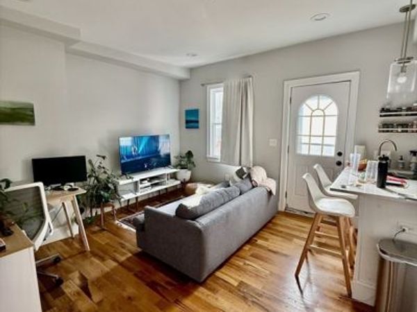 60 Liverpool St, Unit 1, Boston, MA 02128