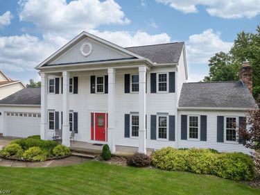 445 Blossom Circle, Tallmadge, OH 44278