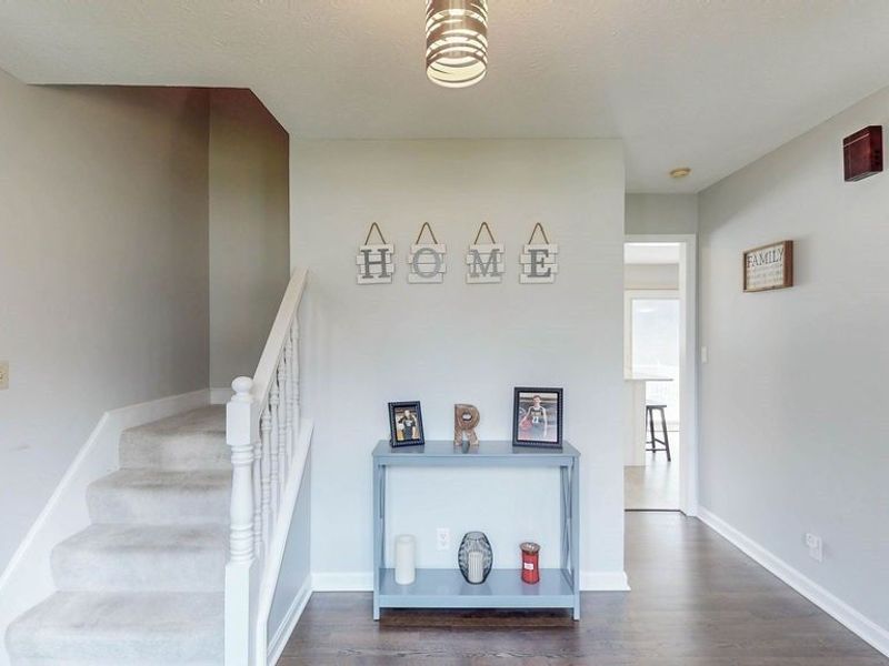 445 Blossom Circle , Tallmadge, OH 44278 Photo 9
