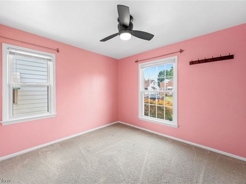 8003 Bertha Avenue, Parma, OH 44129 Photo 11