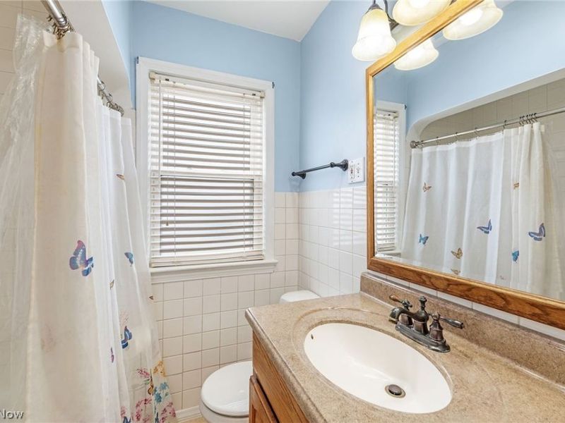 8003 Bertha Avenue, Parma, OH 44129 Photo 13