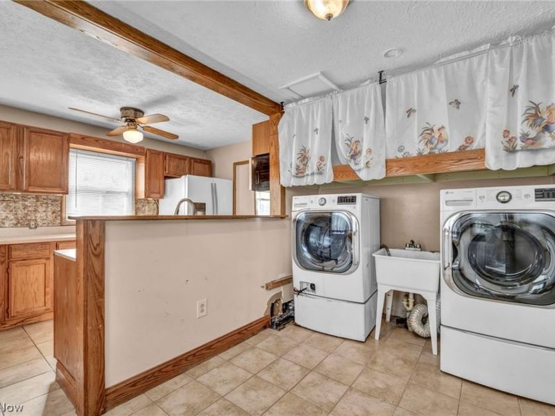 201 W Park Boulevard , Medina, OH 44256 Photo 12