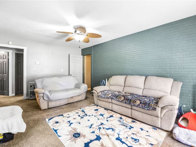 8585-8587 Manchester Avenue NW, Canal Fulton, OH 44614 Photo 17