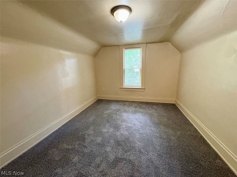 391 E Voris Street , Akron, OH 44311 Photo 11