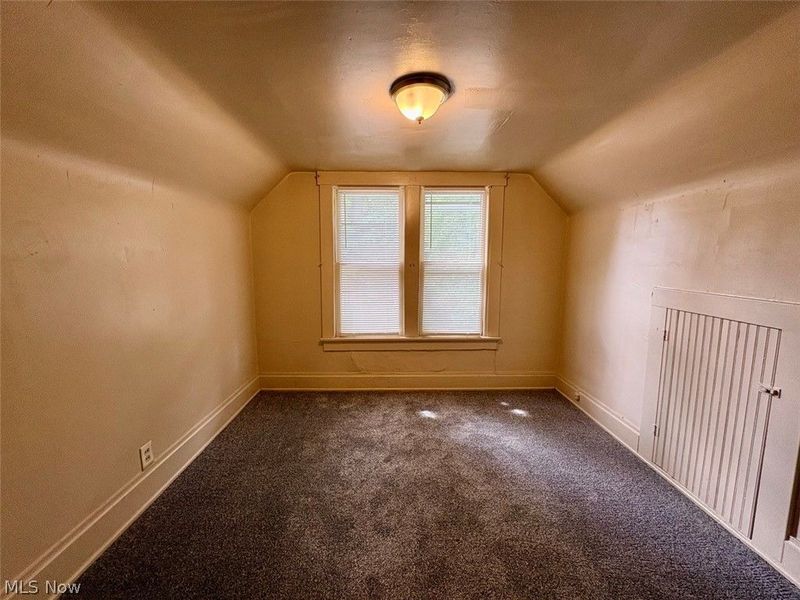 391 E Voris Street , Akron, OH 44311 Photo 13