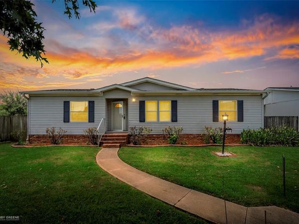 413 Glen Harbor, Bossier City, LA 71111
