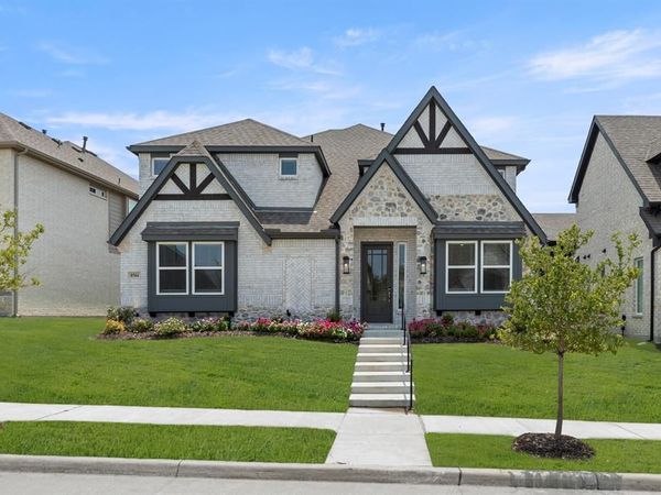8504 Cross Timber Street, Rowlett, TX 75089