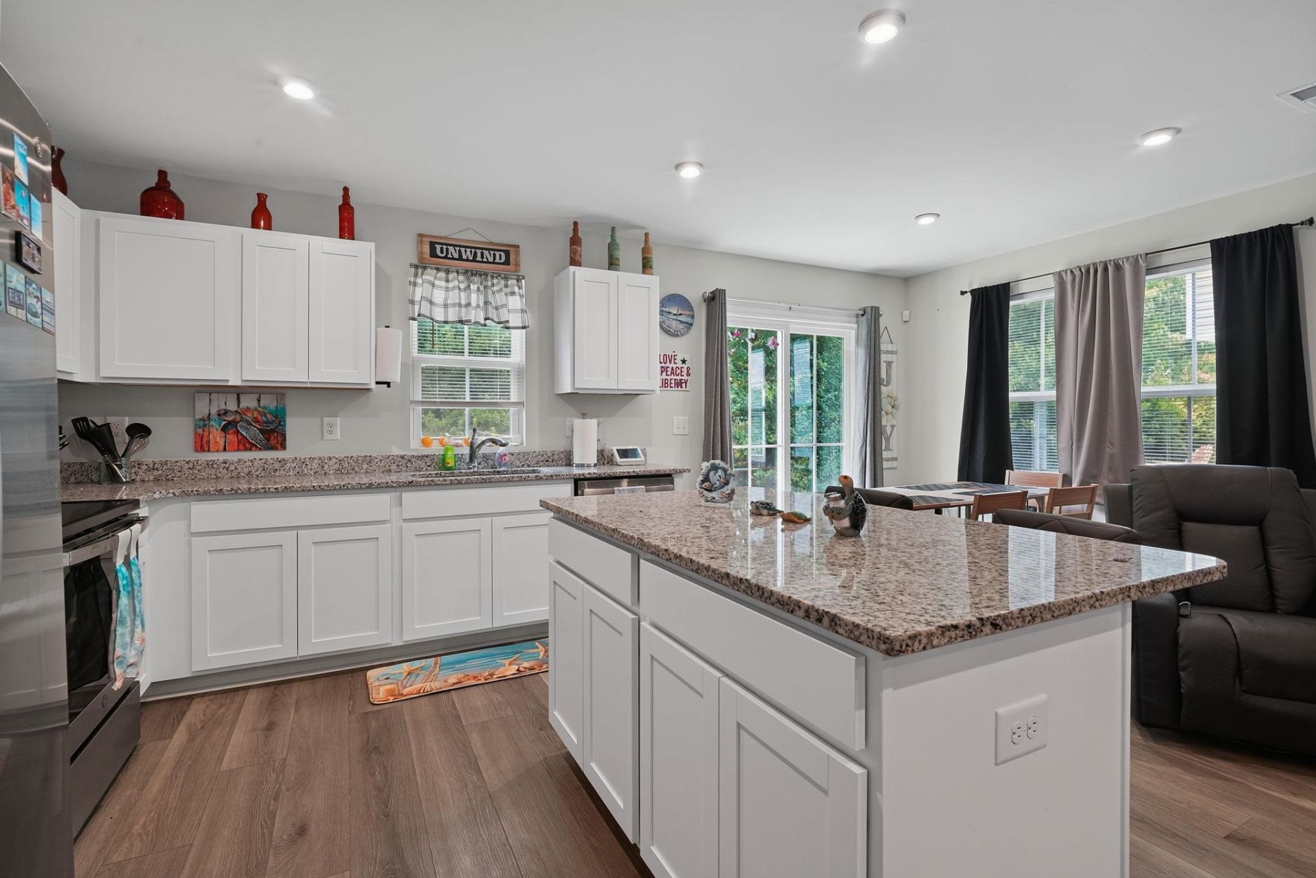 150 Villa Grande St.  Photo 14