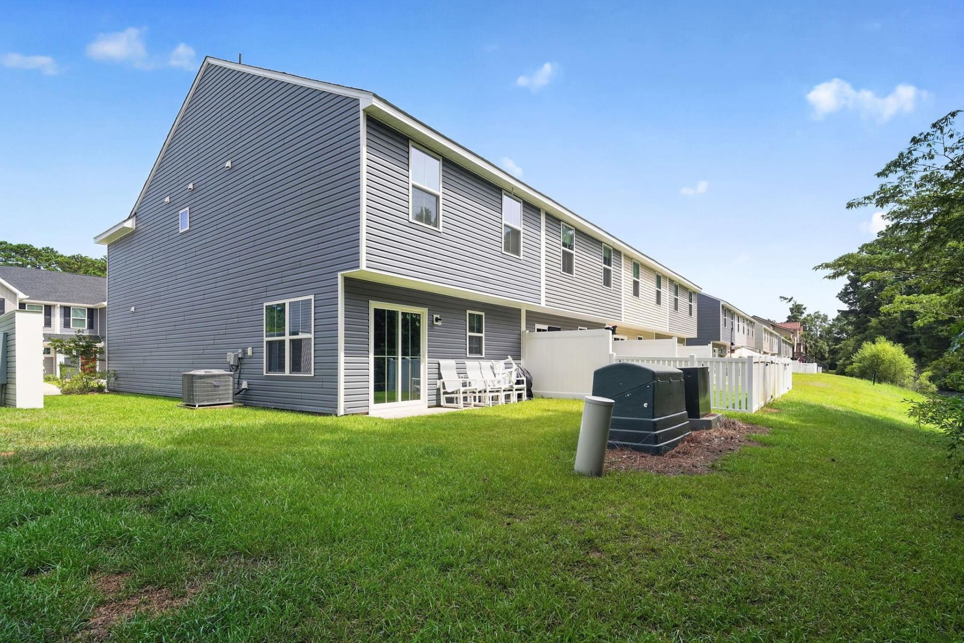 150 Villa Grande St.  Photo 34