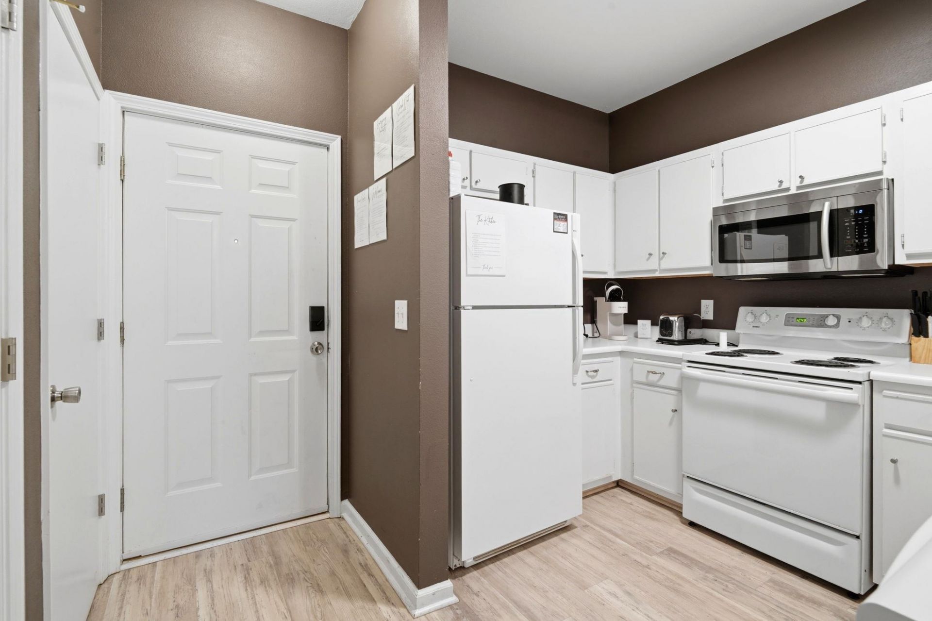 1302 River Oaks Dr.  Photo 12