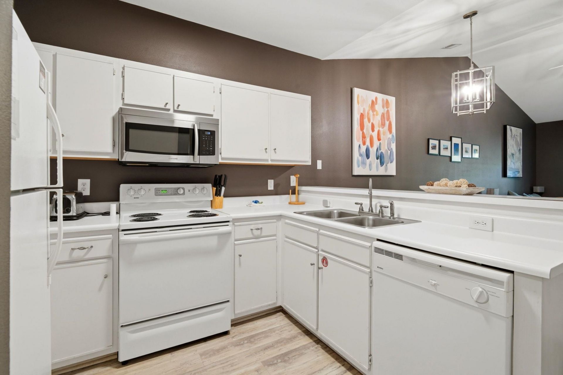 1302 River Oaks Dr.  Photo 13