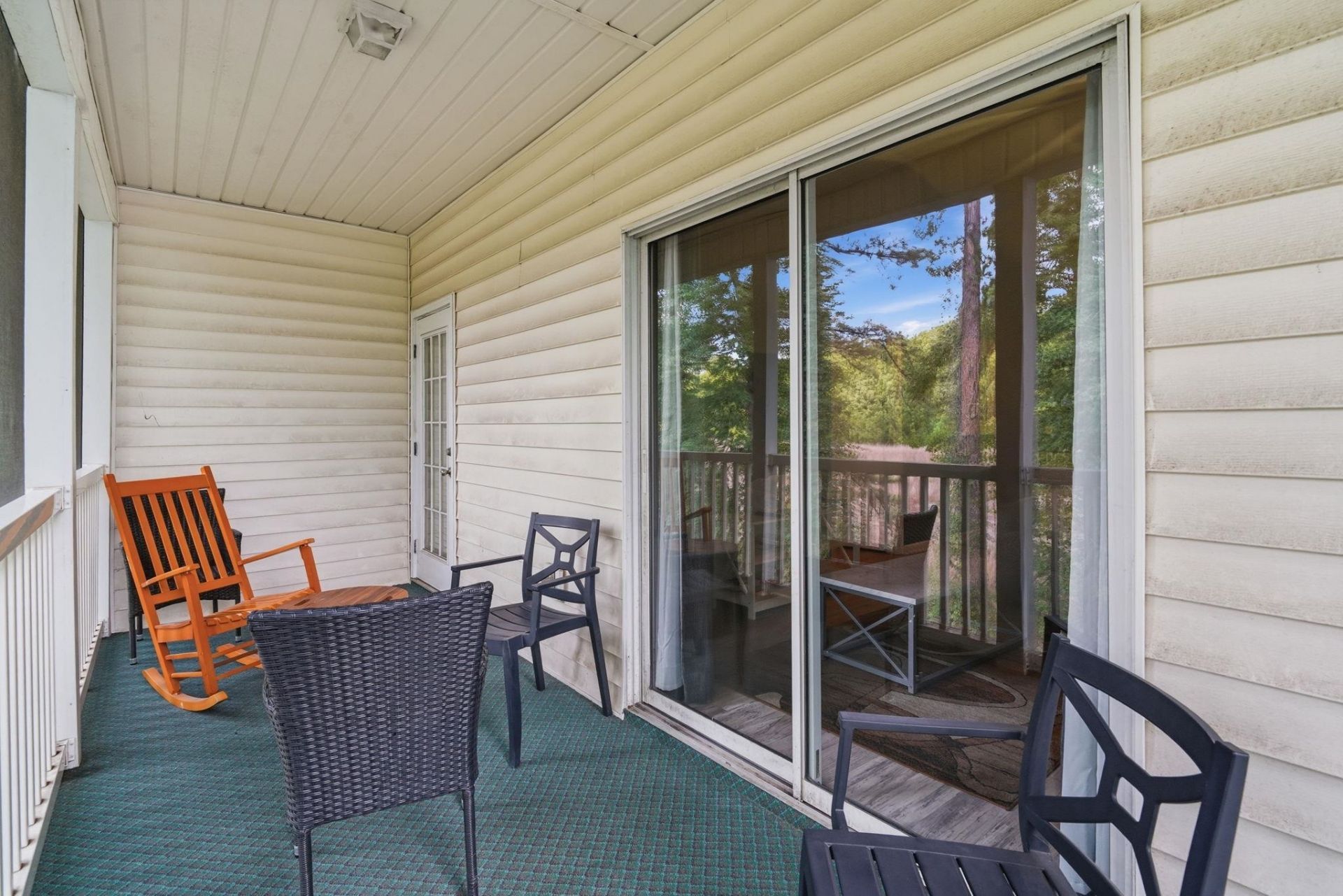 1302 River Oaks Dr.  Photo 26