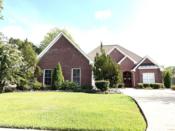 112 Elizabeth Drive, Brandon, MS 39042