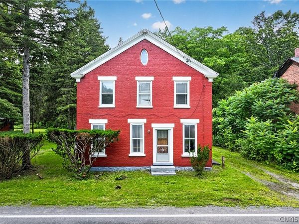 5579 Valley Road, Whitesboro, NY 13492