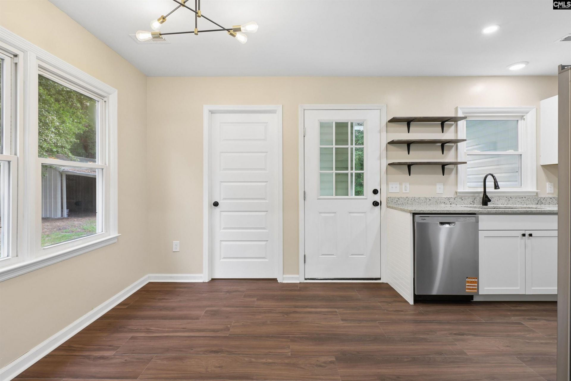 234 Horace Court  Photo 4