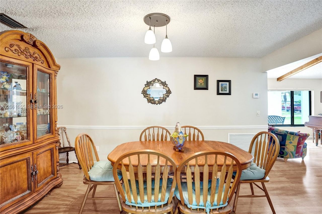 1221 NW 78th Ave, Plantation, FL 33322 Photo