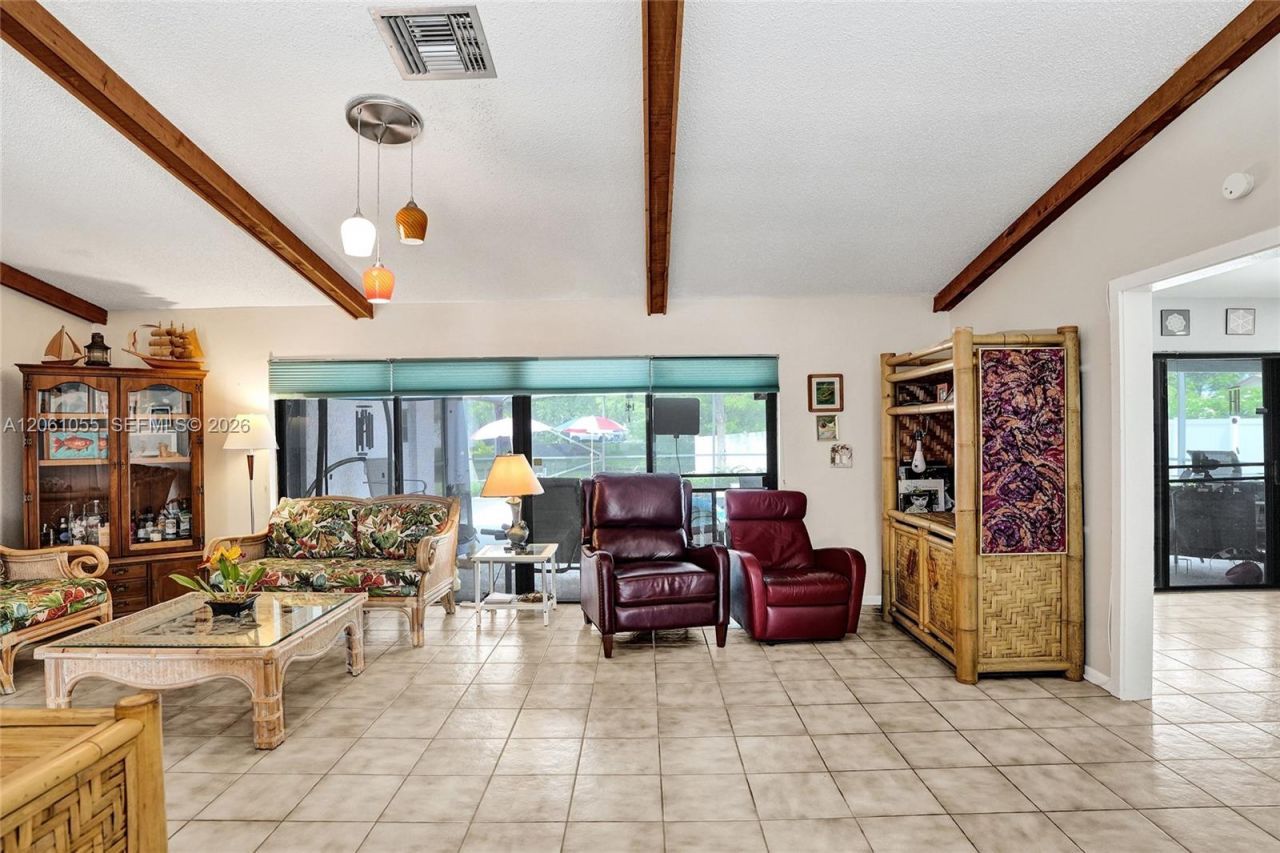 1221 NW 78th Ave, Plantation, FL 33322 Photo