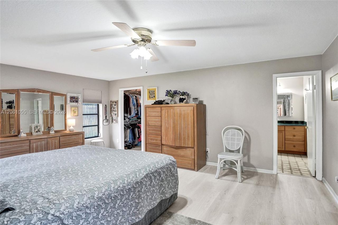 1221 NW 78th Ave, Plantation, FL 33322 Photo