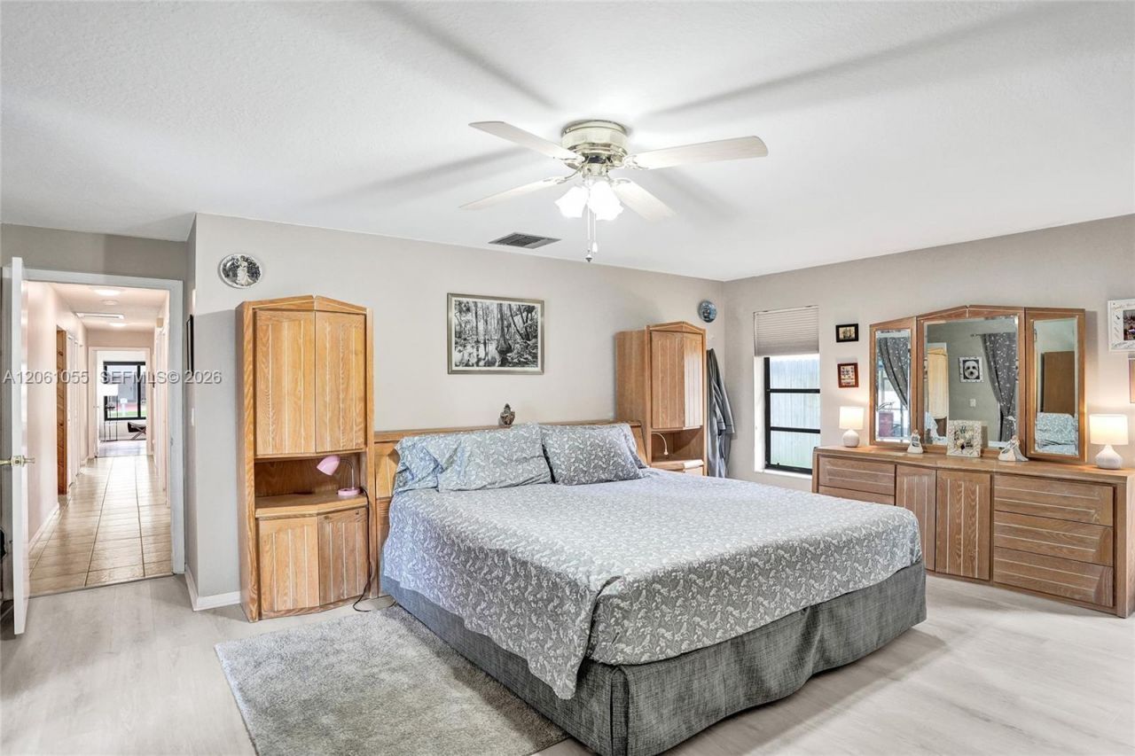 1221 NW 78th Ave, Plantation, FL 33322 Photo