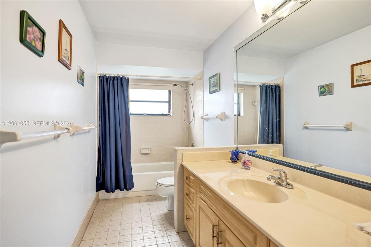 1221 NW 78th Ave, Plantation, FL 33322 Photo