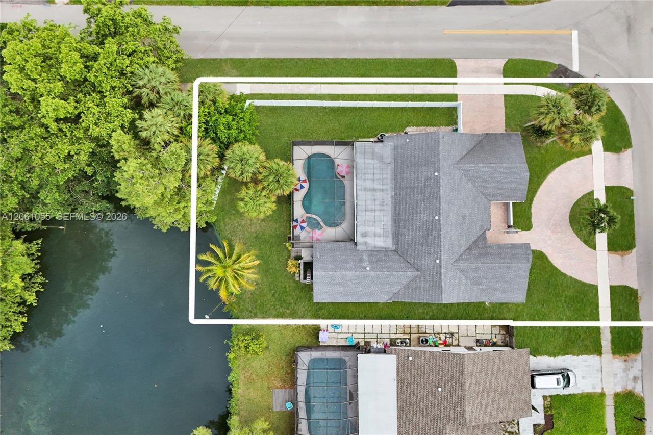 1221 NW 78th Ave, Plantation, FL 33322 Photo