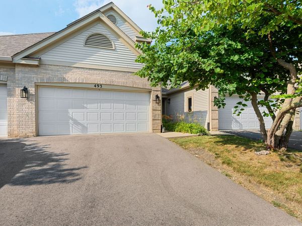 493 Doverton Lane , Fox River Grove, IL 60021