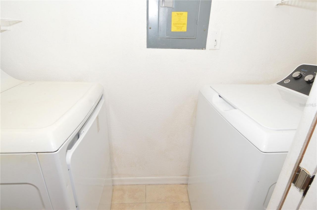 10263 Gandy Boulevard N, Unit 2407, Saint Petersburg, FL 33702 Photo