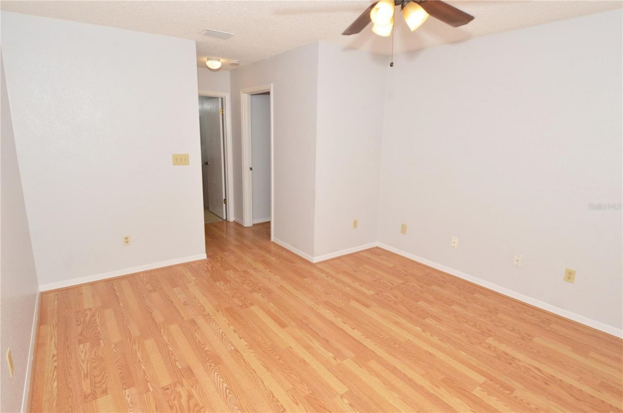 10263 Gandy Boulevard N, Unit 2407, Saint Petersburg, FL 33702 Photo