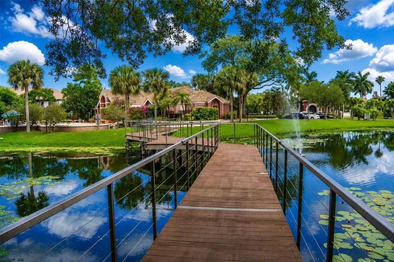 10263 Gandy Boulevard N, Unit 2407, Saint Petersburg, FL 33702 Photo