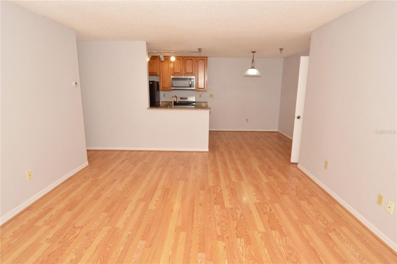 10263 Gandy Boulevard N, Unit 2407, Saint Petersburg, FL 33702 Photo