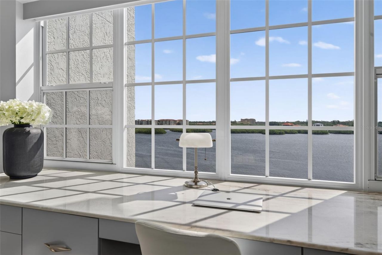 1280 Dolphin Bay Way, Unit 402, Sarasota, FL 34242 Photo