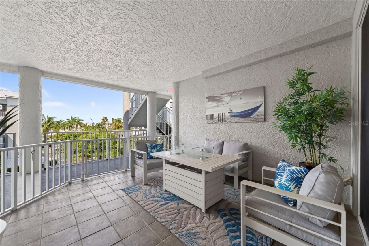 1280 Dolphin Bay Way, Unit 402, Sarasota, FL 34242 Photo