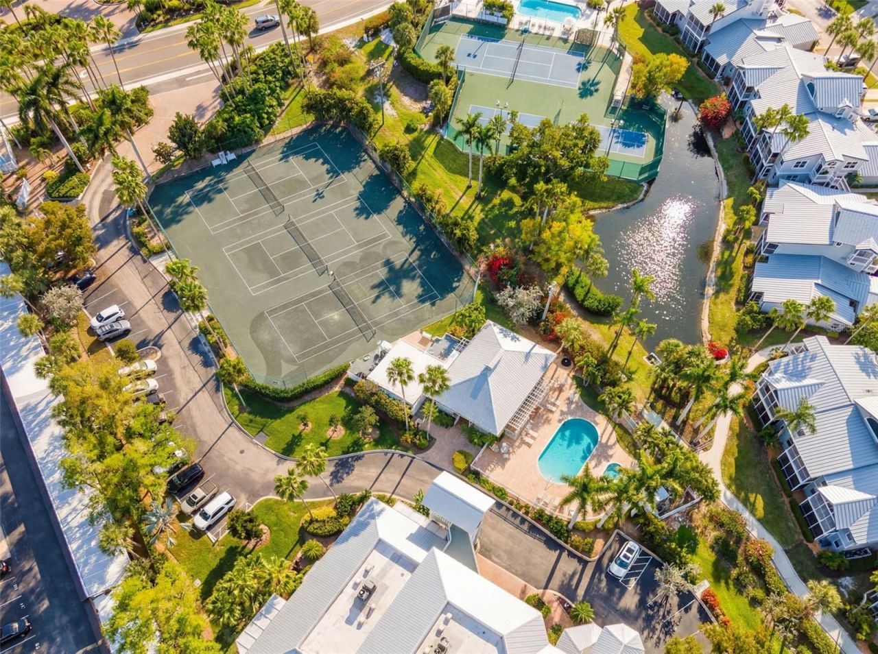 1280 Dolphin Bay Way, Unit 402, Sarasota, FL 34242 Photo