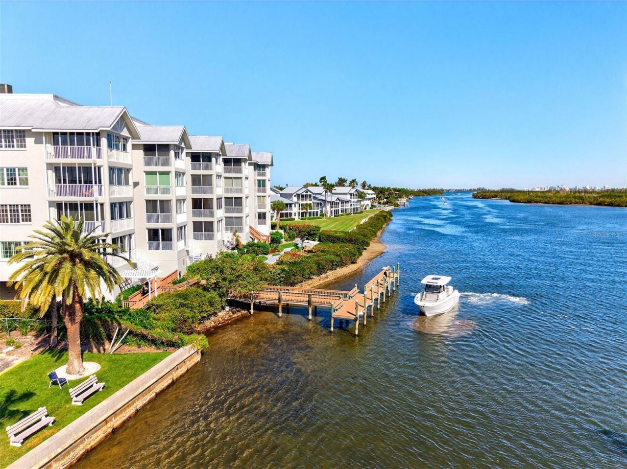 1280 Dolphin Bay Way, Unit 402, Sarasota, FL 34242 Photo
