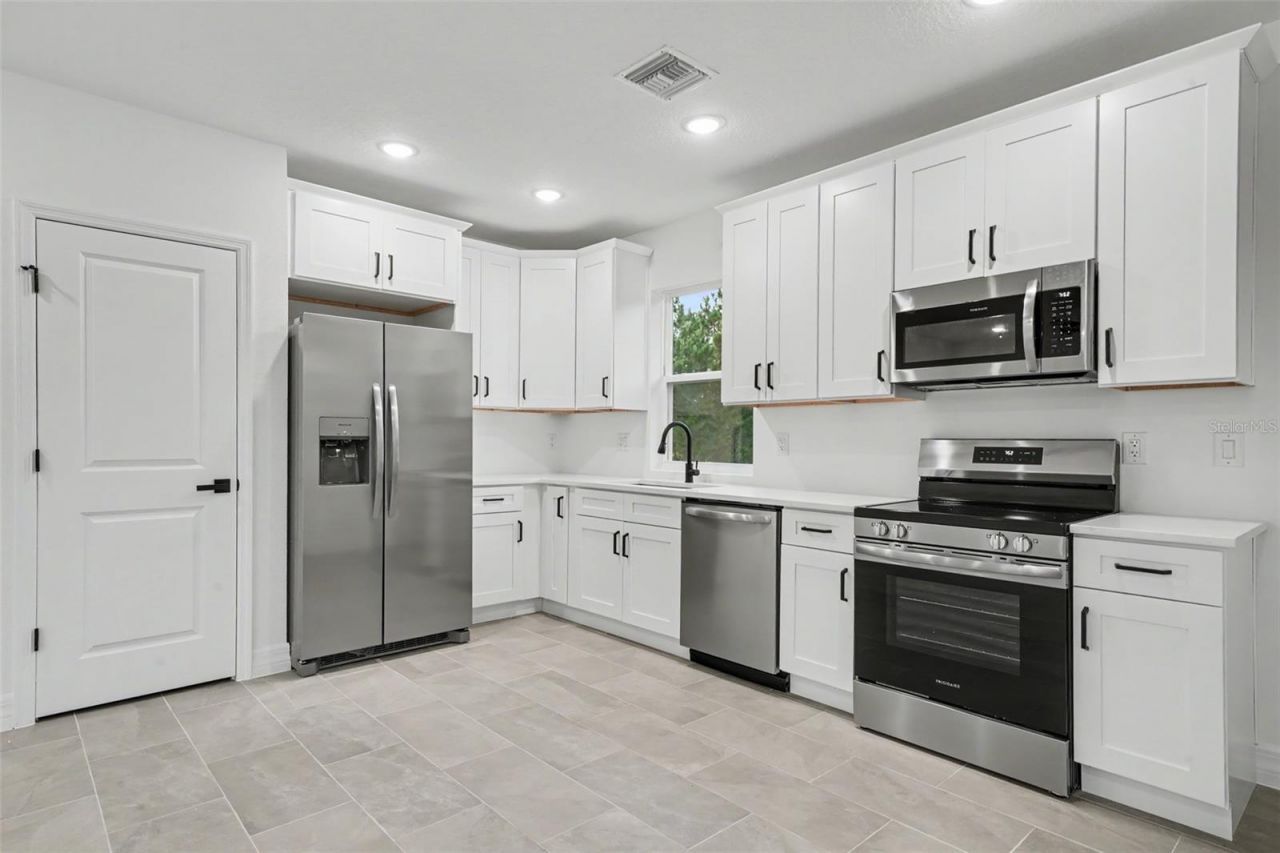2922 W Perry Road , Avon Park, FL 33825 Photo