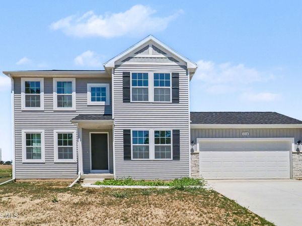 1334 Clairmont Avenue, Napoleon, OH 43545