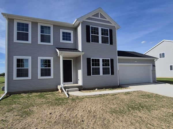 1334 Clairmont Avenue, Napoleon, OH 43545