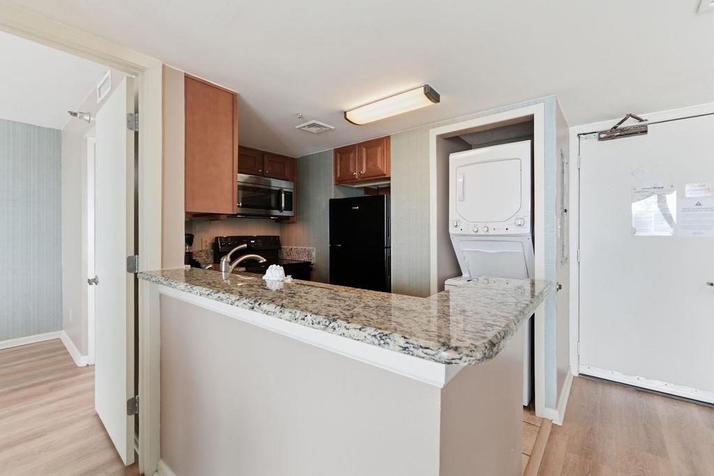 2701 N Ocean Blvd.  Photo 16