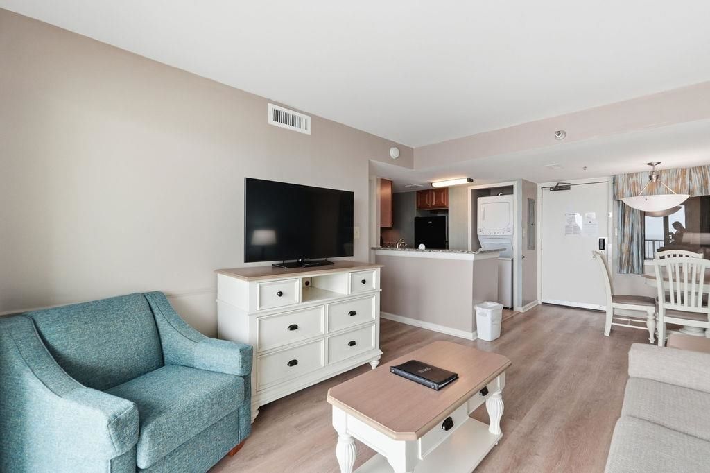 2701 N Ocean Blvd.  Photo 8