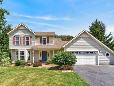 4 Salzer Heights , West Henrietta, NY 14586
