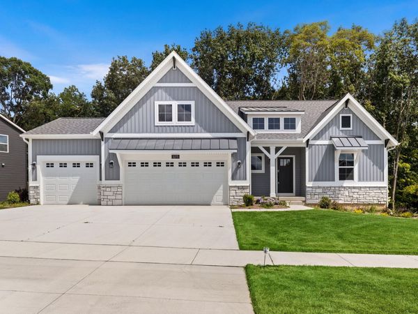 3275 Hollace Drive, Jenison, MI 49428