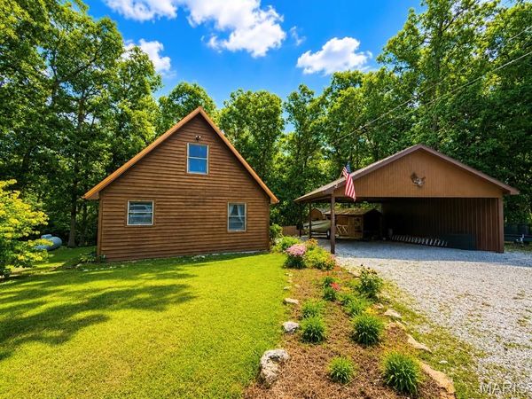 42171 Cedar Crest Place, Perry, MO 63462